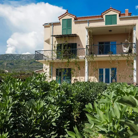 Apartment 4-star Bianco *