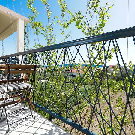 4-star Bianco Apartment Kastela