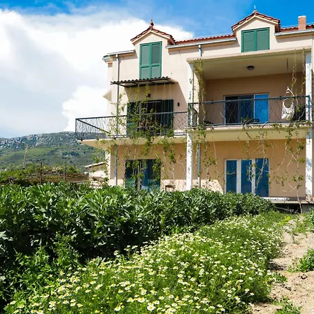 4-star Bianco Apartment