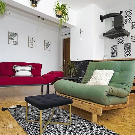 4-star Bianco Kaštela