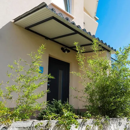 4-star Bianco * Kaštela